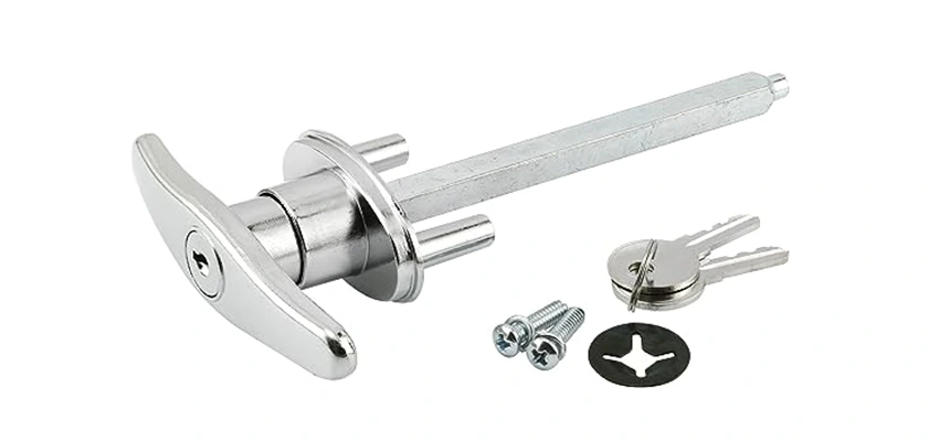 Old Style Garage Door Locks Replacements in Alpine, California